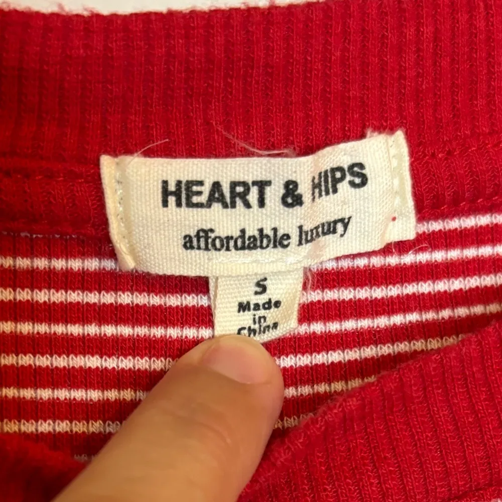 Heart & Hips Red Striped Cropped Long Sleeve Top Size Small - Image 4