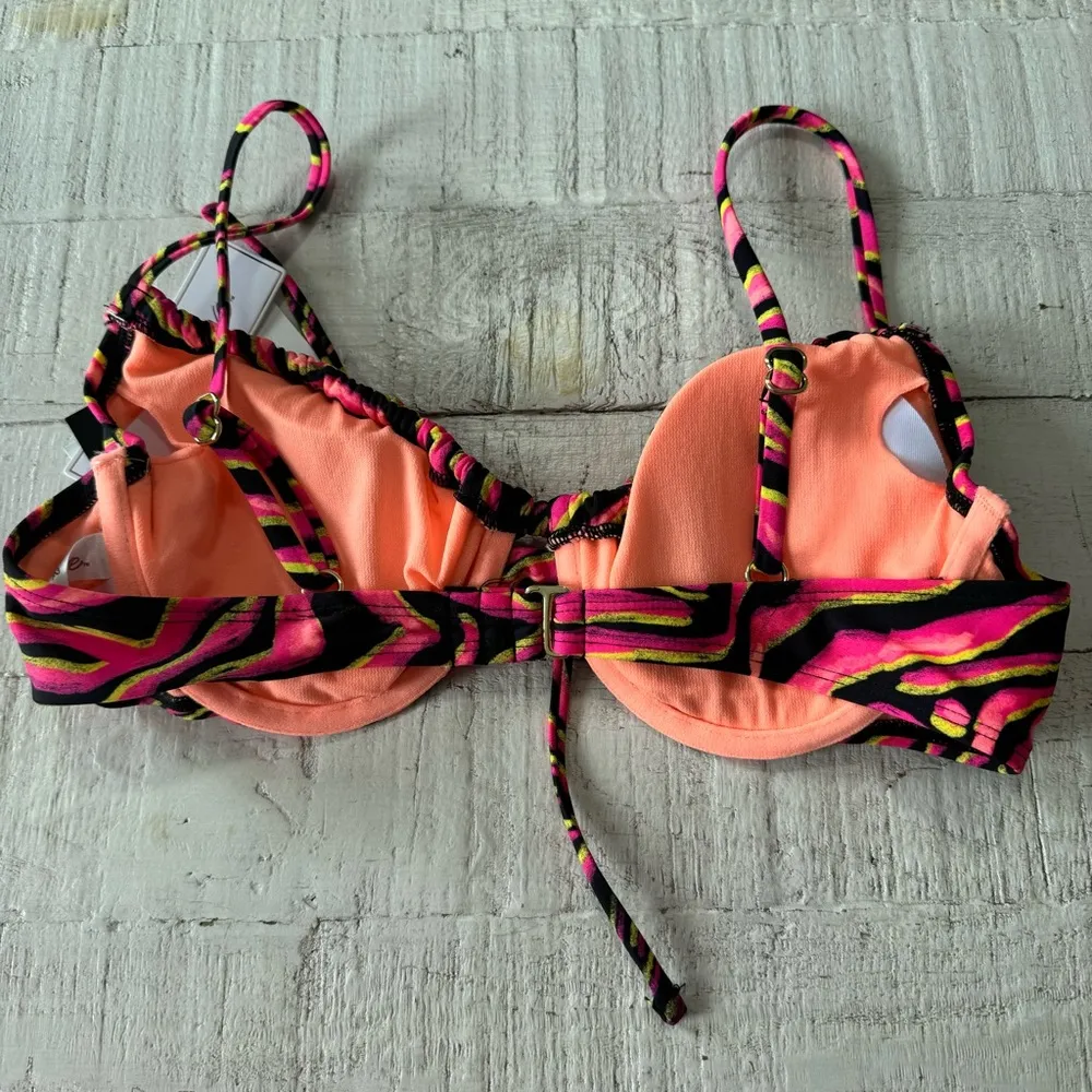 Salt + Cove Mane Event Underwire Bralette Bikini Top NWT size Medium Zebra Print Pink - Image 14