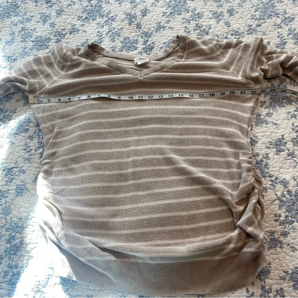 Motherhood Maternity Beige and White Striped Long Sleeve Sweater Size XL - Image 4