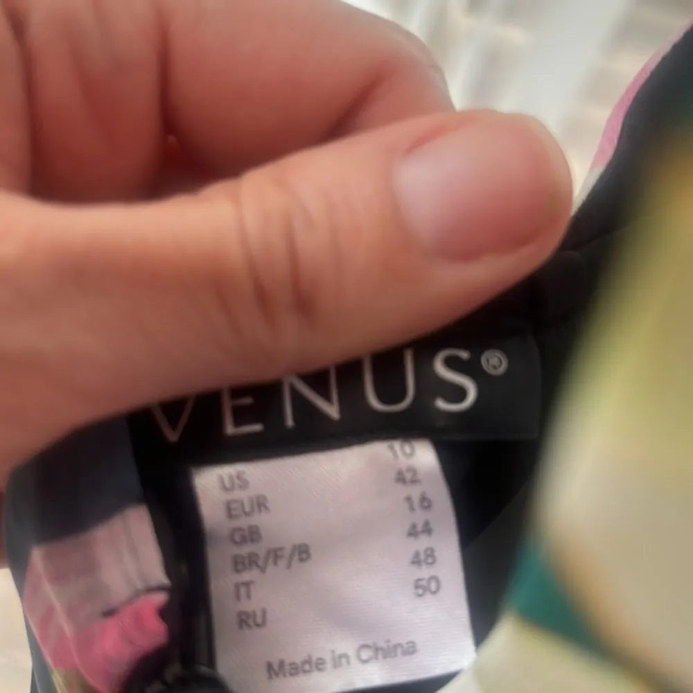 Venus halter maxi dress size 10 medium tropical floral print vacation cruise - Image 6