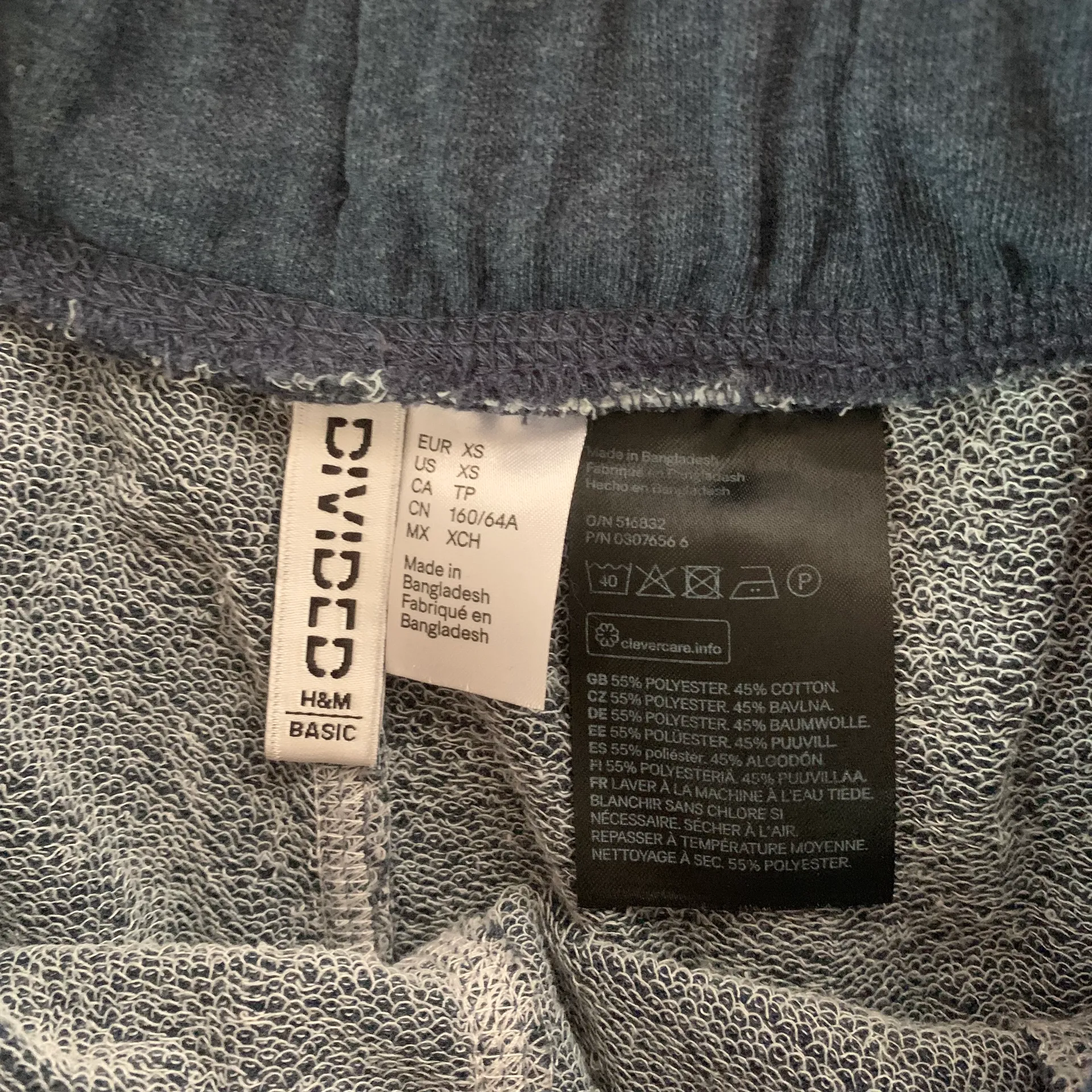 Divided blue sweat shorts - Image 4
