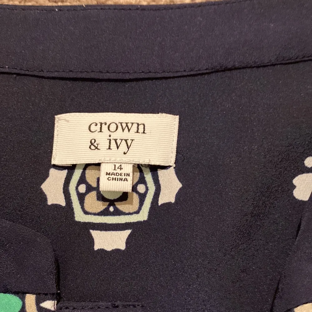 Crown & Ivy Dress SIZE 14 - Image 2