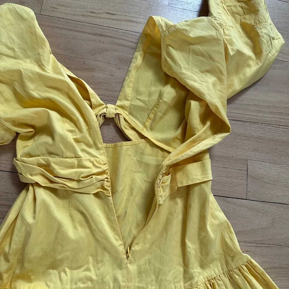 NWOT Derek Lam Yellow Twist Front Midi Dress RTR $365 Size US6/‎ IT42 Medium - Image 6