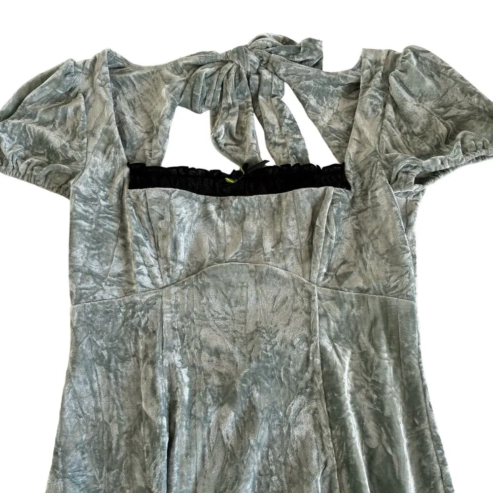 Urban Outfitters Kimchi Blue Jill Light Green Velvet Coquette Mini Dress Large - Image 2