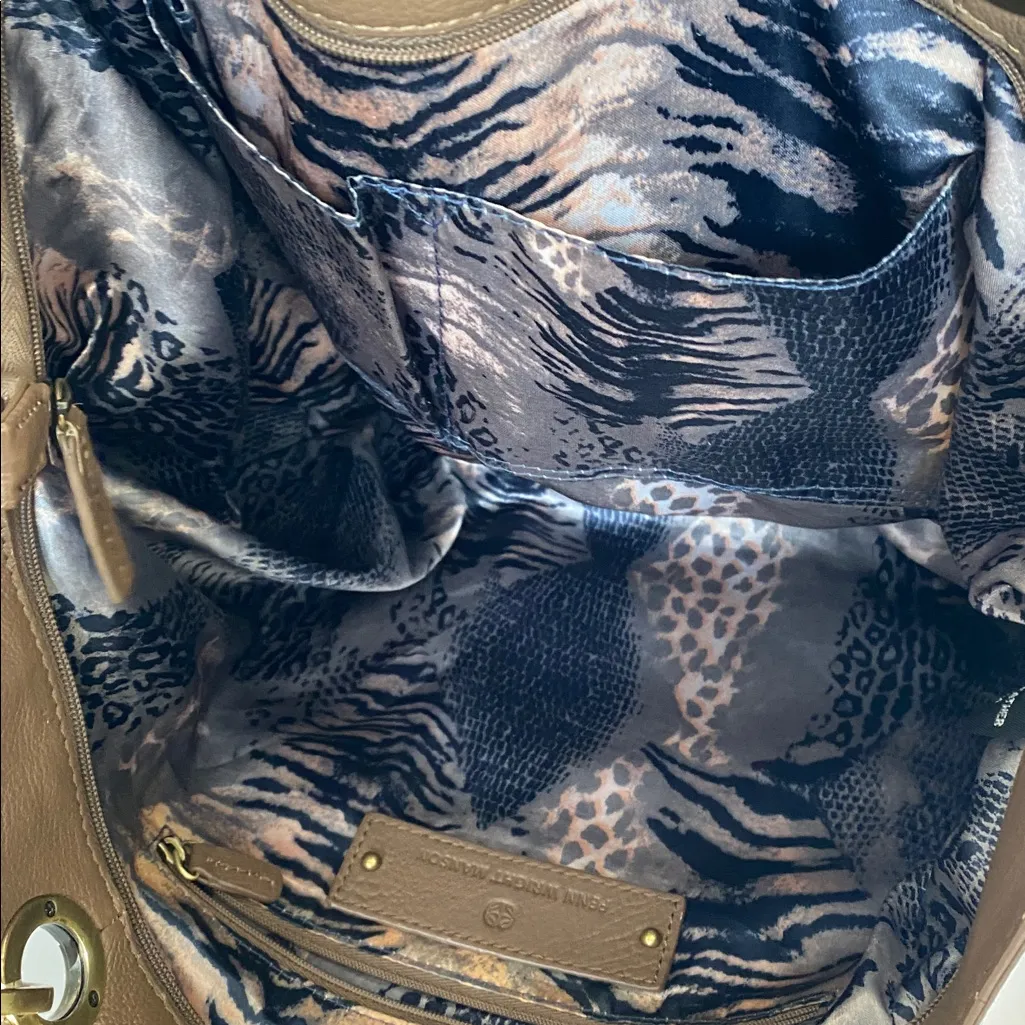 Fenn Wright Mason brown leather extra large purse - Image 9