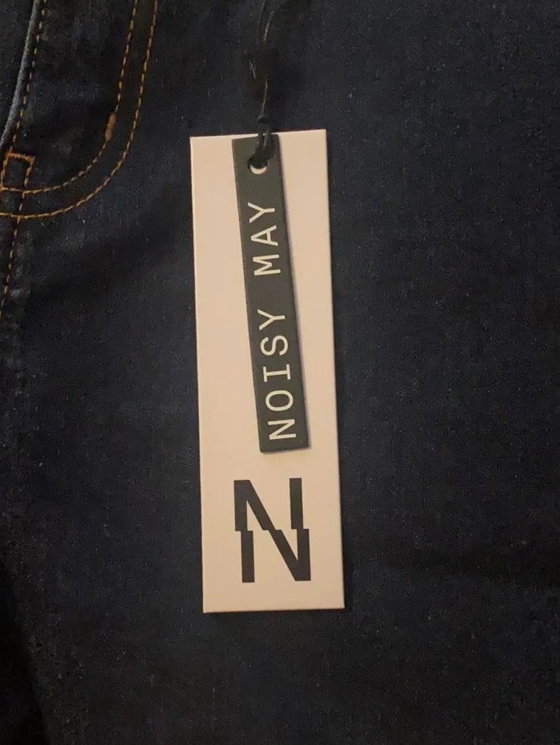 Noisy May Shorts - Image 4