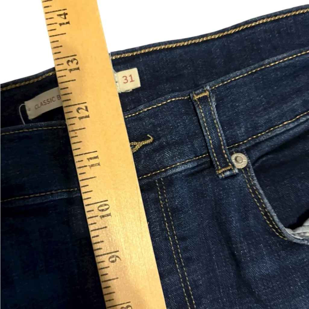 Levi’s classic Bermuda shorts dark wash size 31 - Image 5