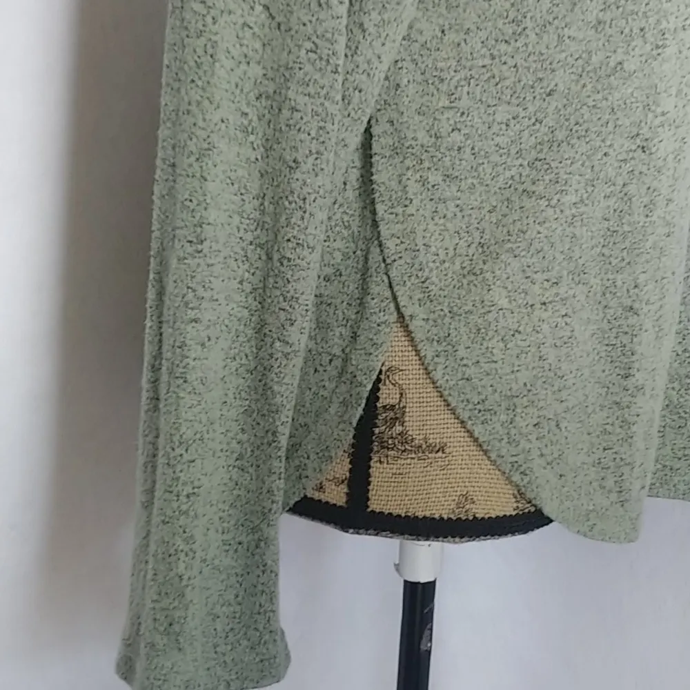 Gillian & O'Malley Loungewear Shirt Top Green - Image 3