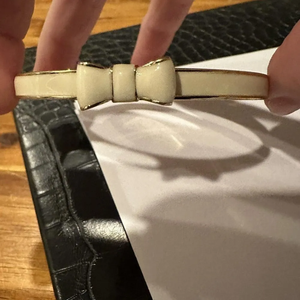 Kate Spade Signed Bangle Bracelet Bow Tie Creamy White / Gold Tone - 7 3/4 Inch - Image 2