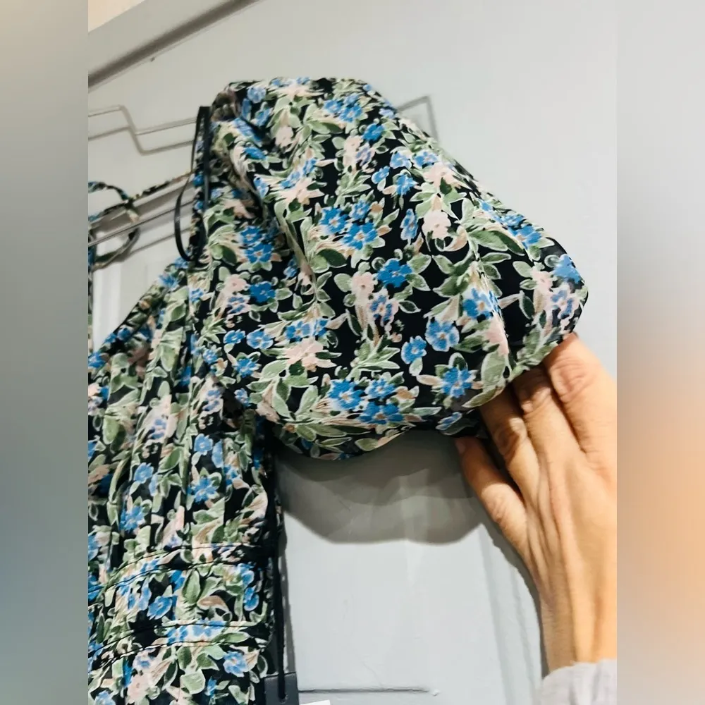 ASTR The Label FLORAL DRESS BY ASTR the label size XS NWT - Image 10