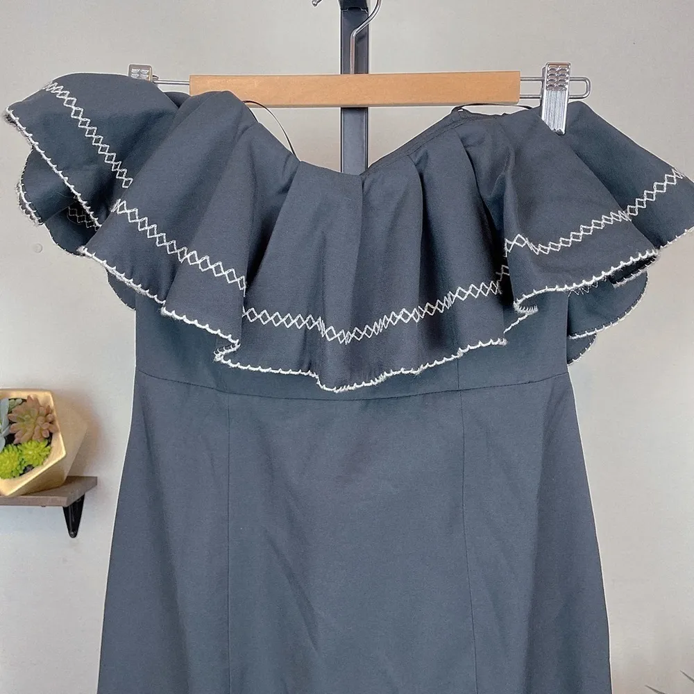C/meo Affinity Ruffle Contrast Topstitch Maxi Gown Dress Black Size M - Image 4