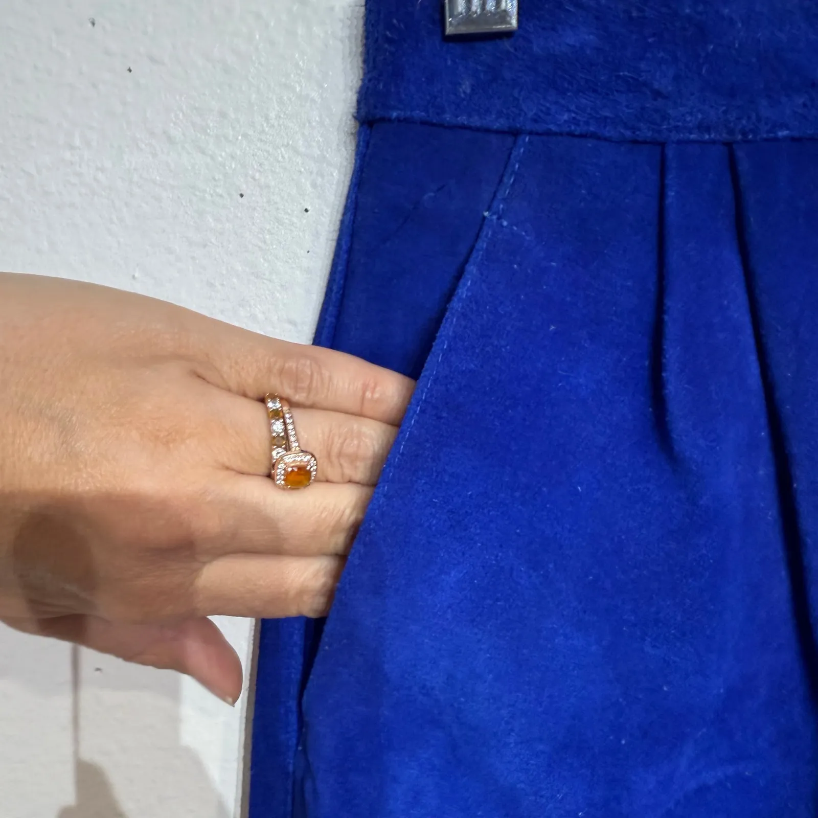 Fashion House Blue Suede Leather Vintage Shorts Sz 6 - Image 3