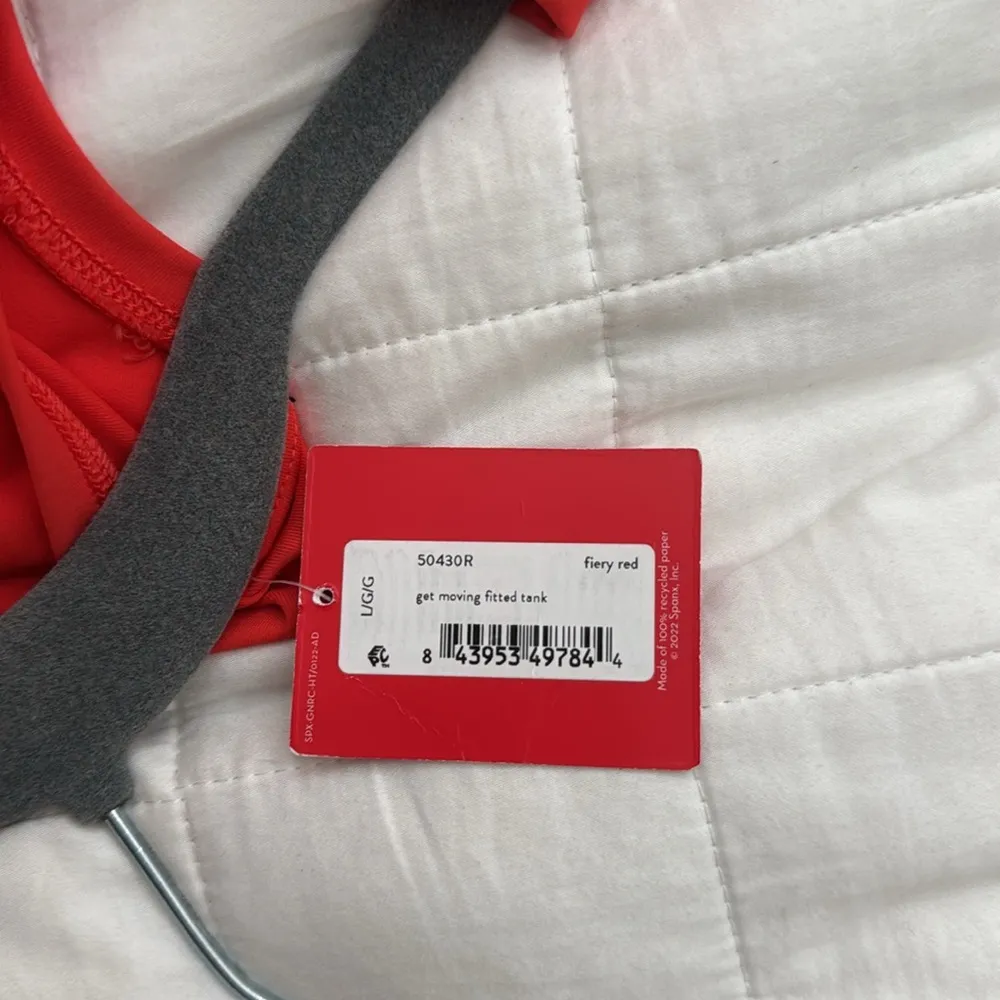 SPANX get moving fitted tank red sz L - Image 5