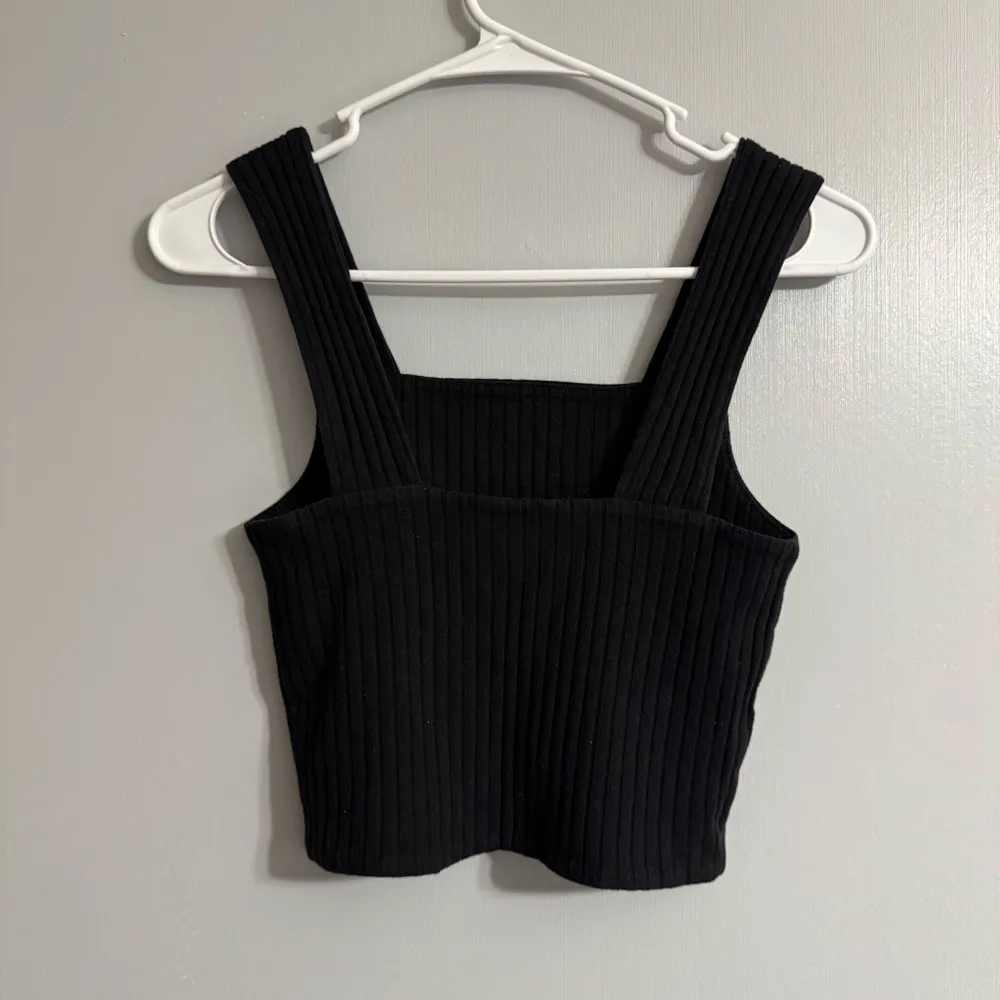 American Eagle Outfitters Black Ribbed Crop Tank Top Size Small - Image 2