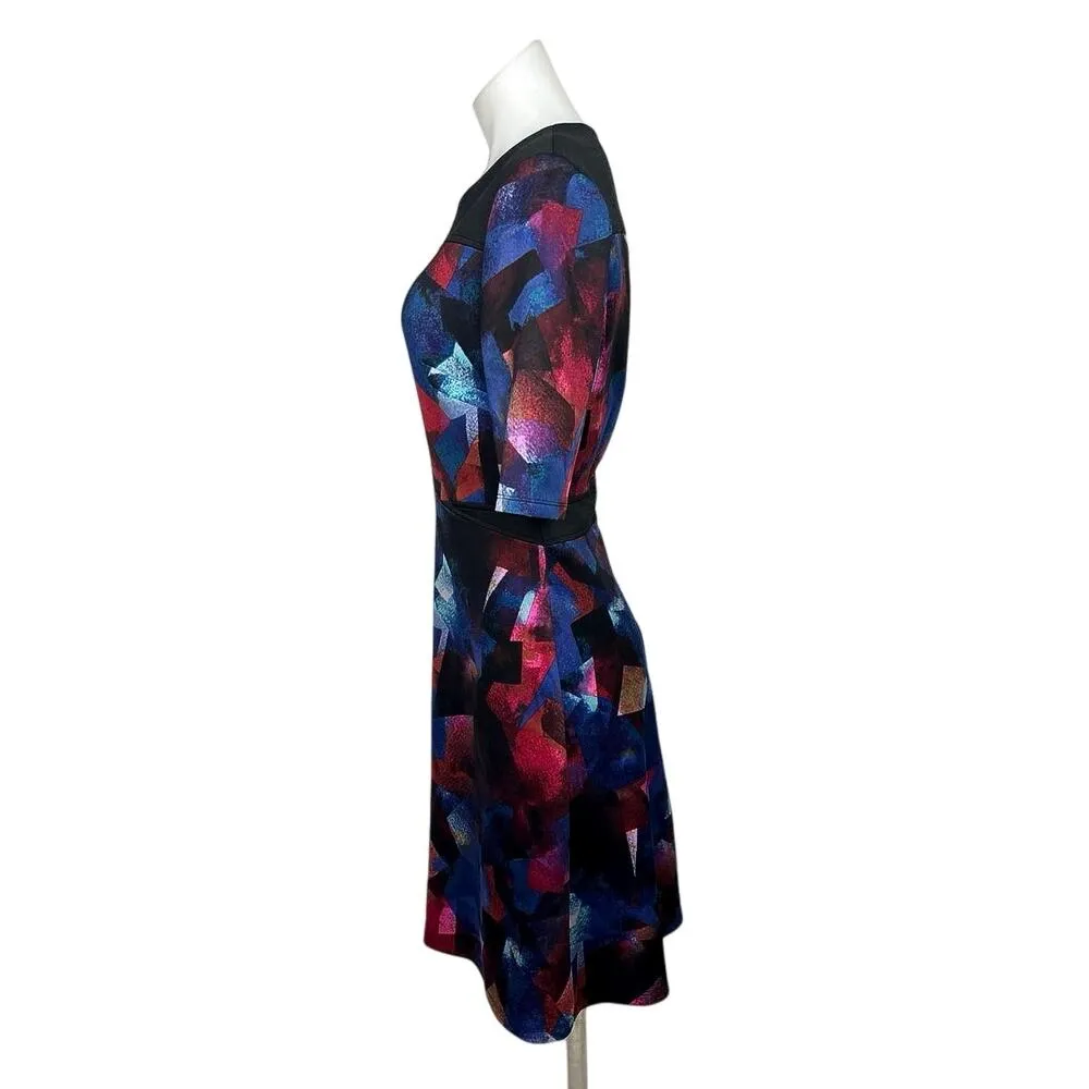 Maggy London Scuba Multicolor Blue Red Abstract Crew Neck A Line Mini Dress Sz 6 - Image 4