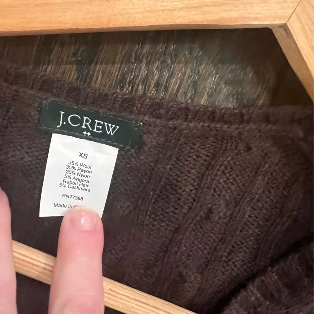 Vintage Wool-blend J. Crew Brown V-Neck Cable-knit Sweater - Image 2