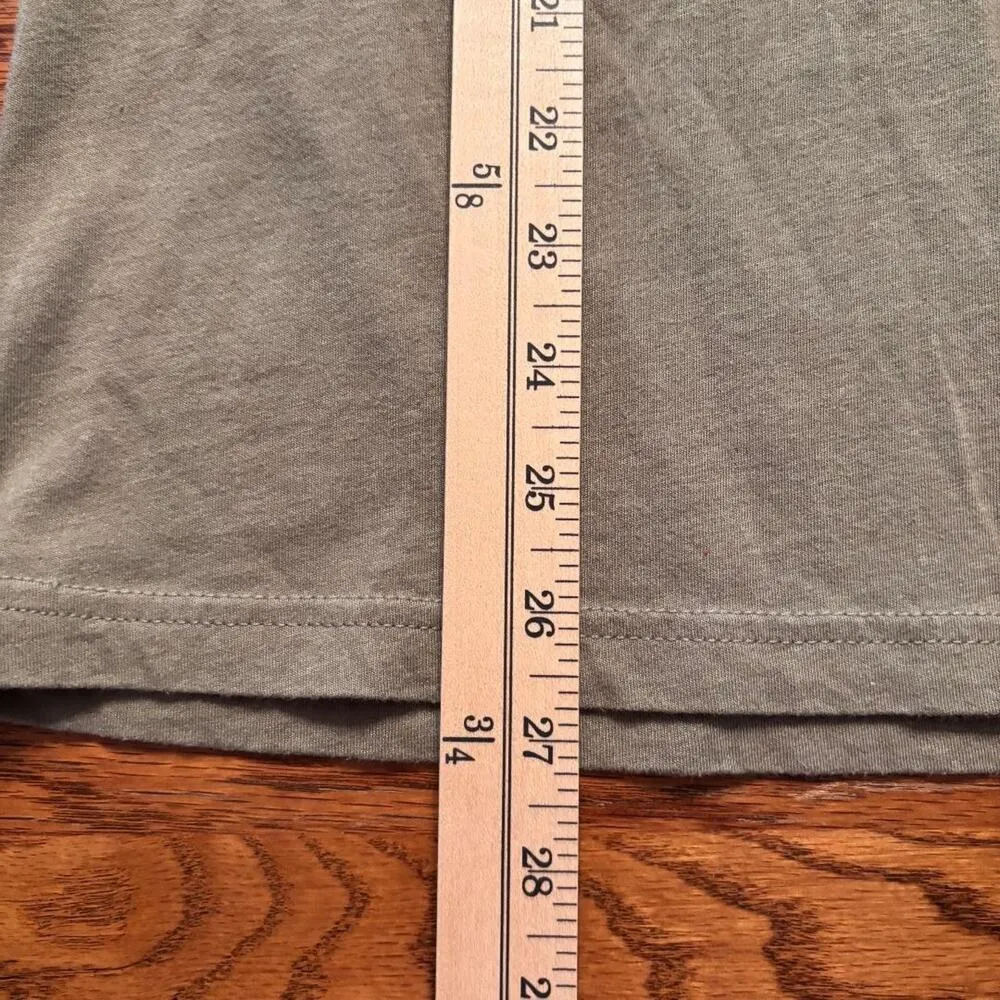 Orvis Tshirt Olive Green Dog Graphic Print Duck Hunting Women s Size M - Image 8