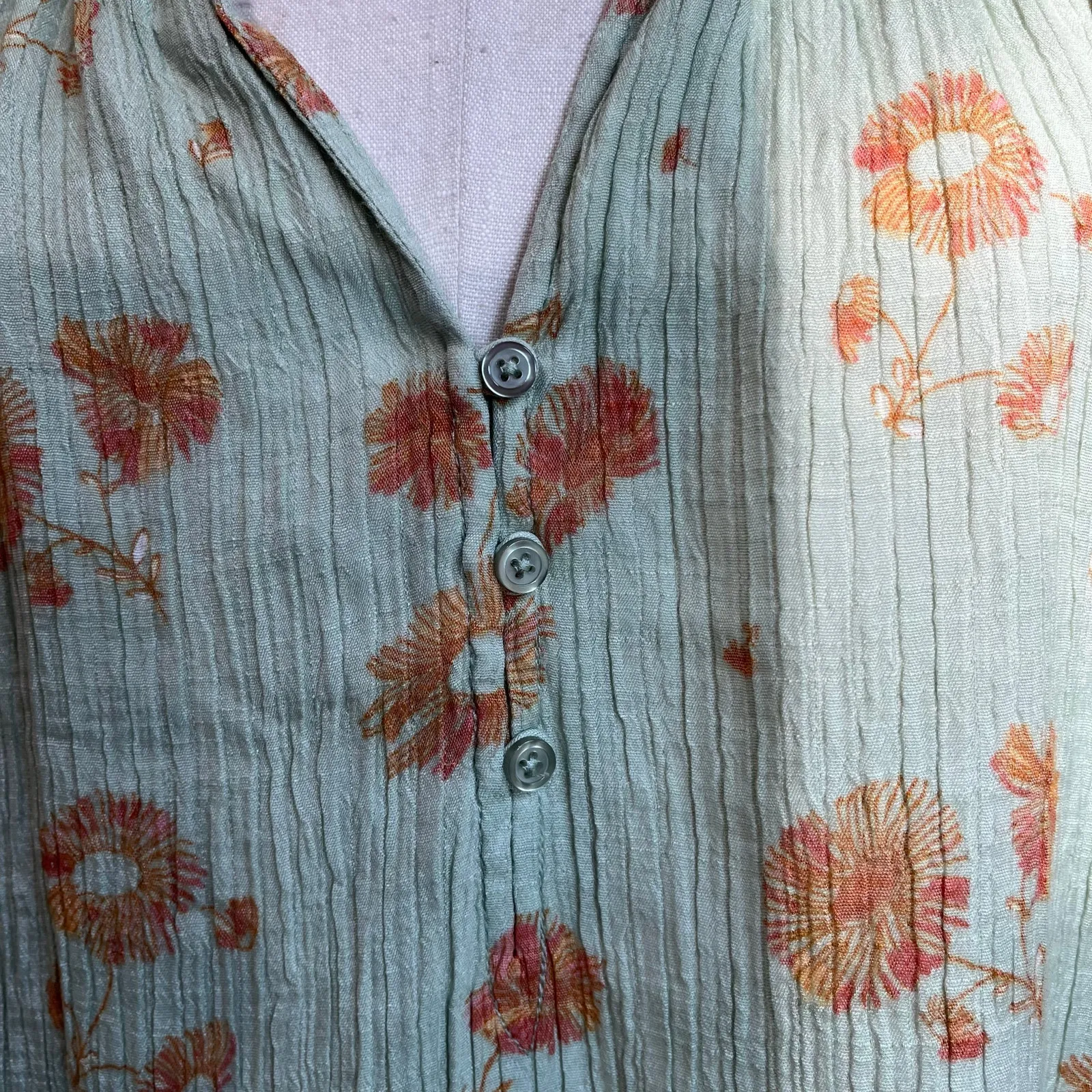 Wonderly Floral Light Green V Neck Textured Blouse Plus Size 2X - Image 4