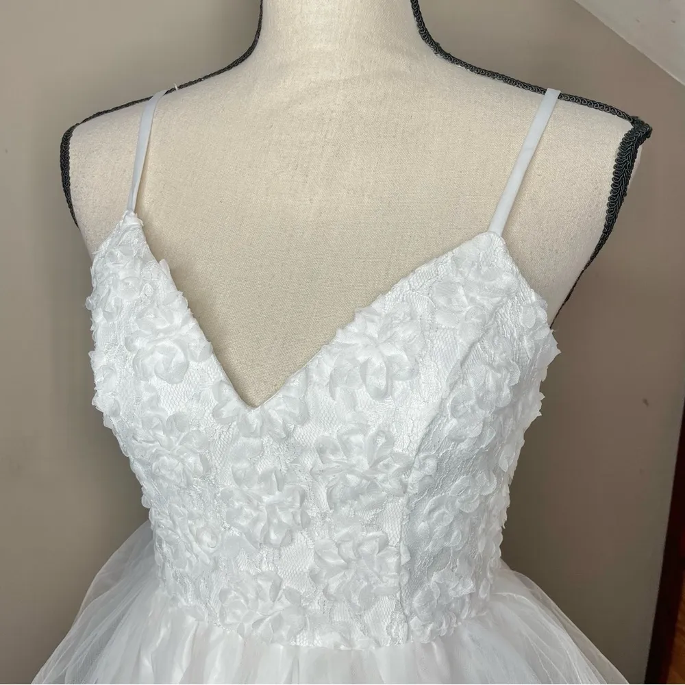 Lulus Graceful Beauty White 3D Floral Tulle Sleeveless Maxi Dress XS NWT - Image 4