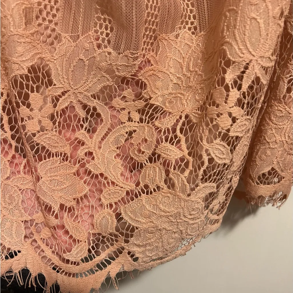 Arizona Jeans Co. Lace Blouse in Peach XL - Image 6