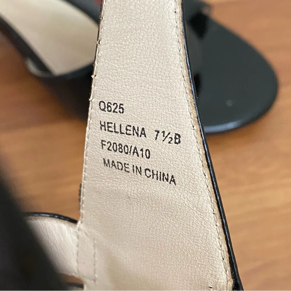 COACH Hellena Black Soft Patent Leather T-strap Kitten Heels Sandals Size 7.5B - Image 12