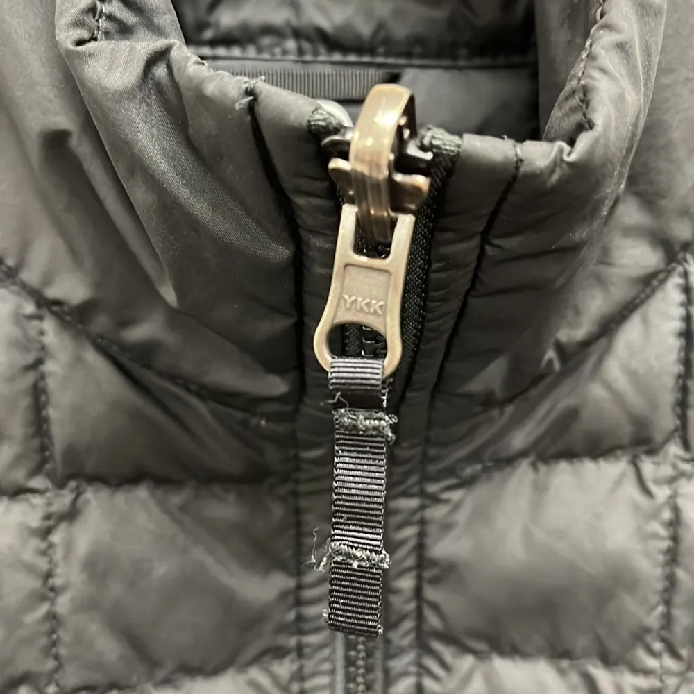 The North Face Black Thermoball ECO Primaloft Quilted Jacket XS Lightweight - Image 4