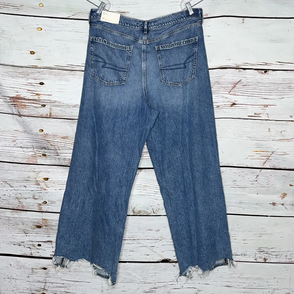 American Eagle NWT 18 Blue Denim Distressed Super High Rise Baggy Wide Leg Jeans - Image 2