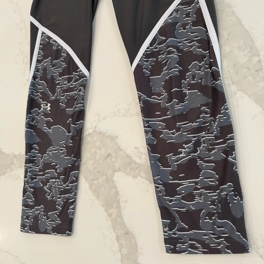 Under Armour HeatGear Edgelit Print Ankle Crop Legging Womens Large Gray Running - Image 2
