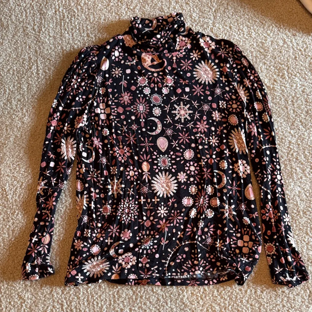 Ann Taylor Floral Patterned Black and Pink Women's Top - Image 4