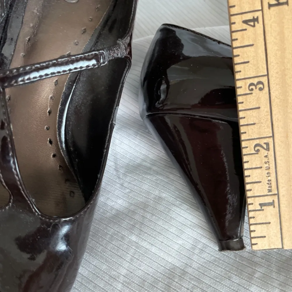 Awesome rich dark brown baby doll style patent leather hells - Image 3