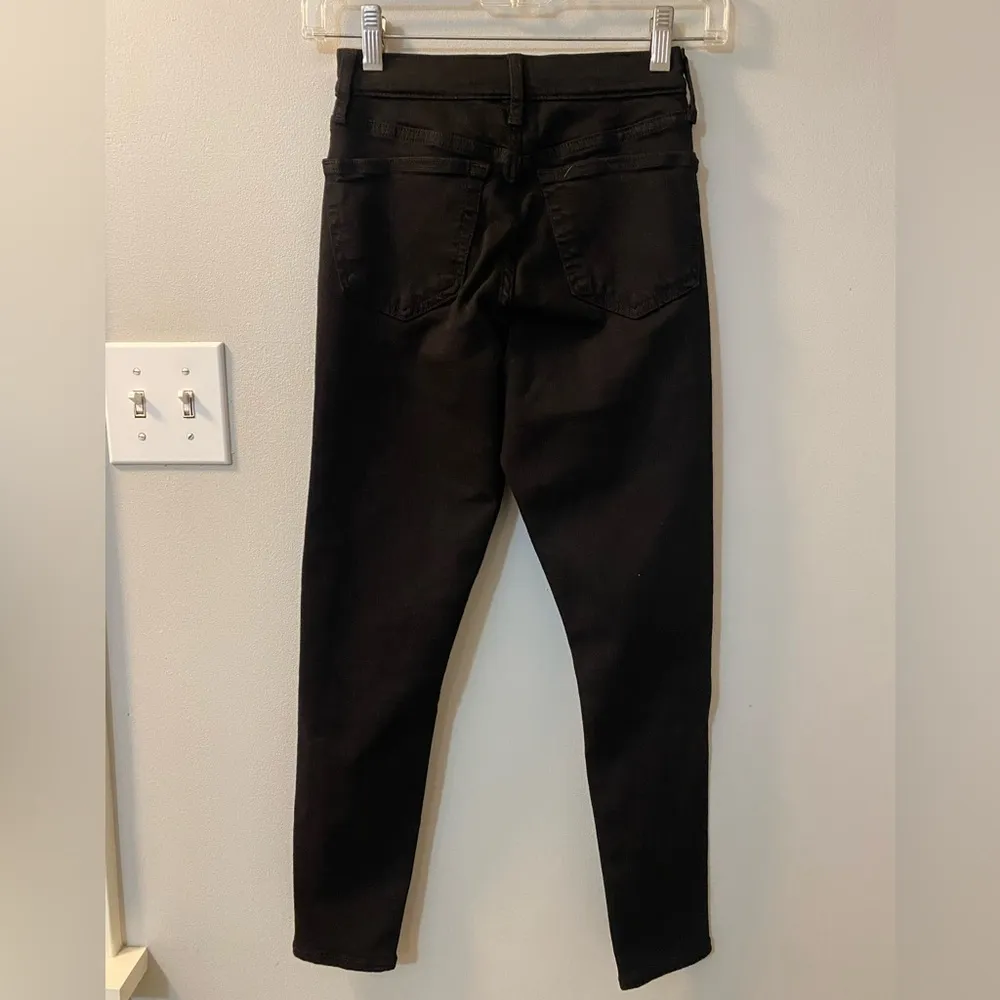 Top shop “Jamie” in black. Skinny fit, high rise, distressed cropped size 2 NWT - Image 3