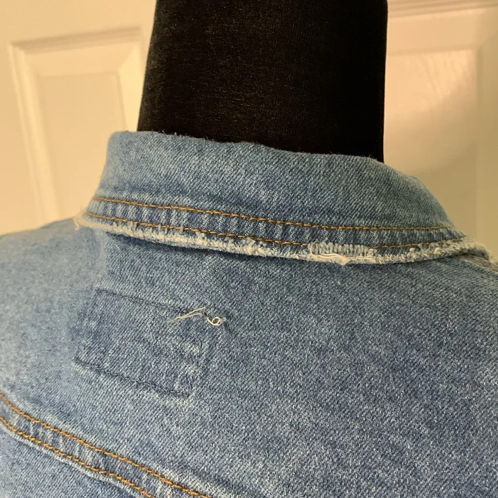 Universal Thread Jean Jacket - Image 9