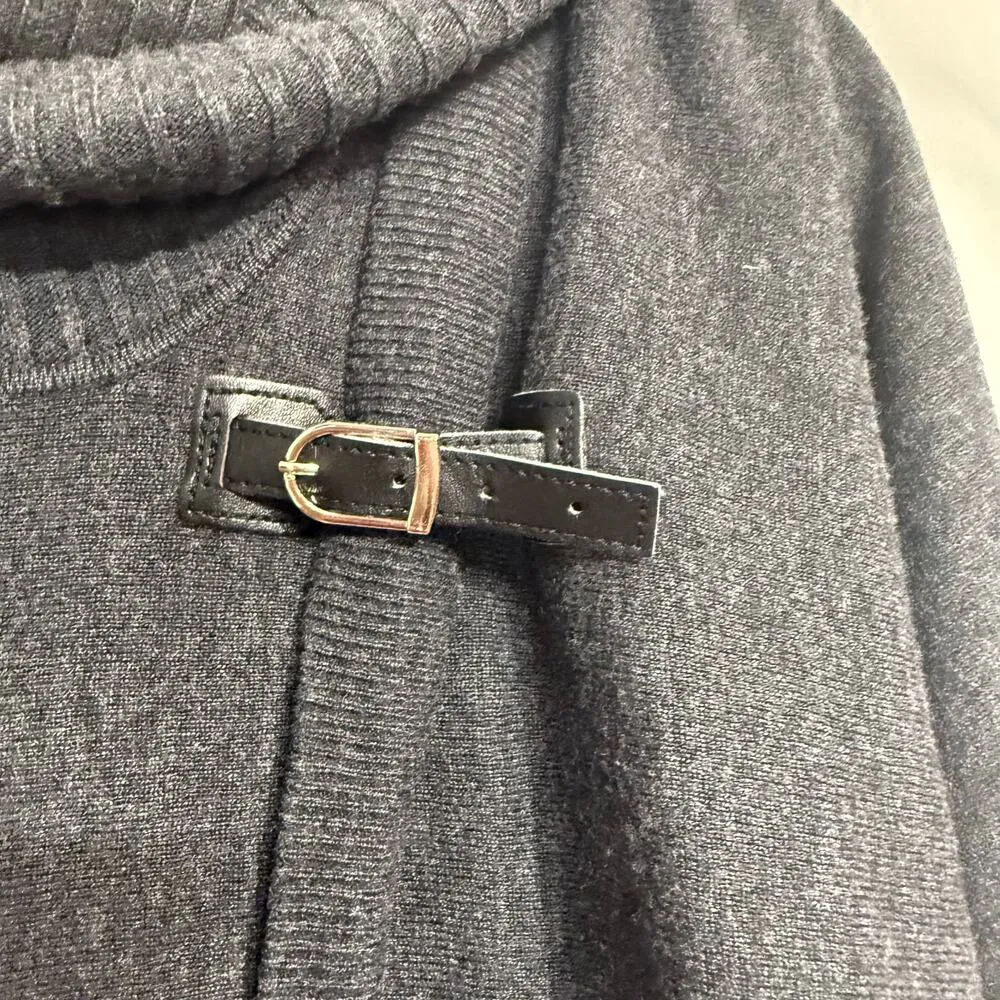 89th & Madison Gray Buckle Front Poncho Cape Sz M Size M - Image 5