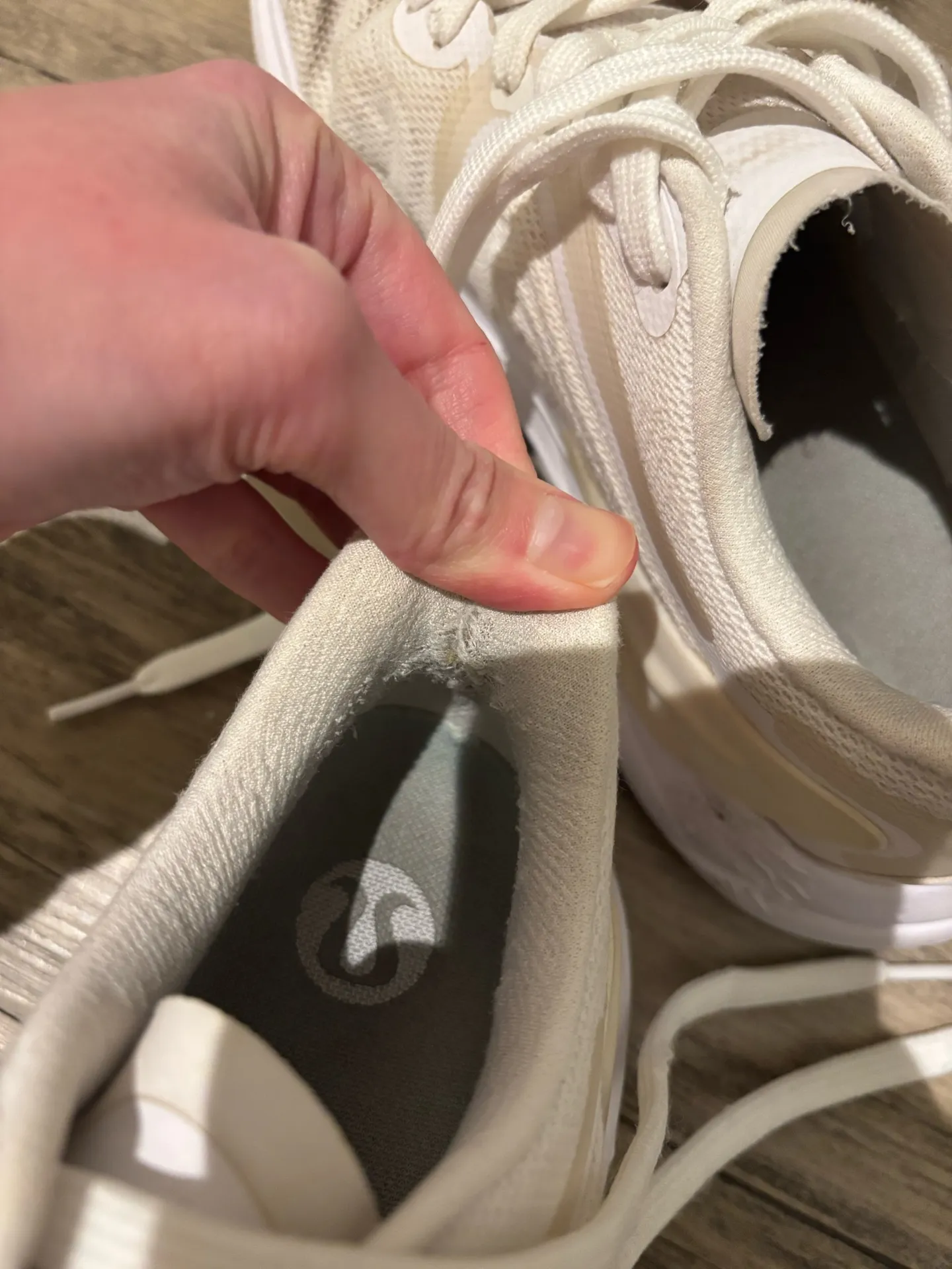 Lululemon  Sneakers White - Image 10
