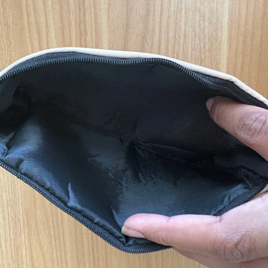 Super cute monkey pouch! - Image 5