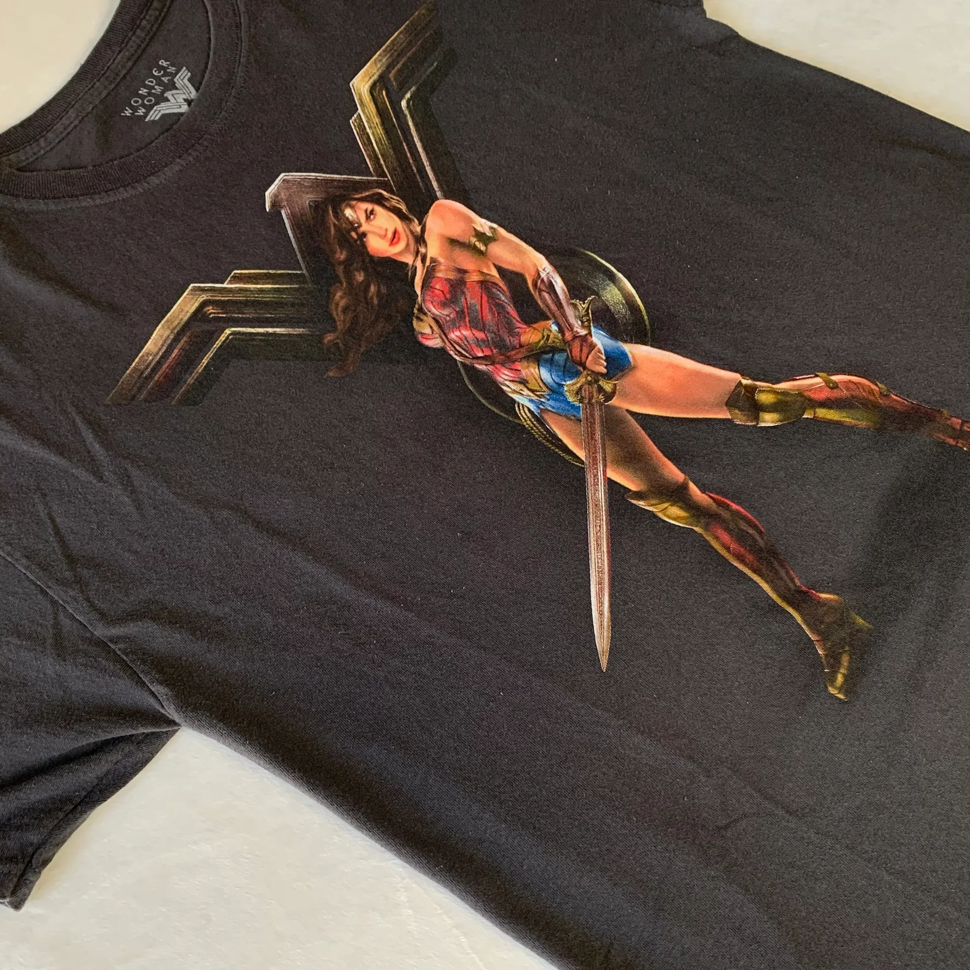 Wonder Woman Grey Graphic Tshirt Gray Size M - Image 3