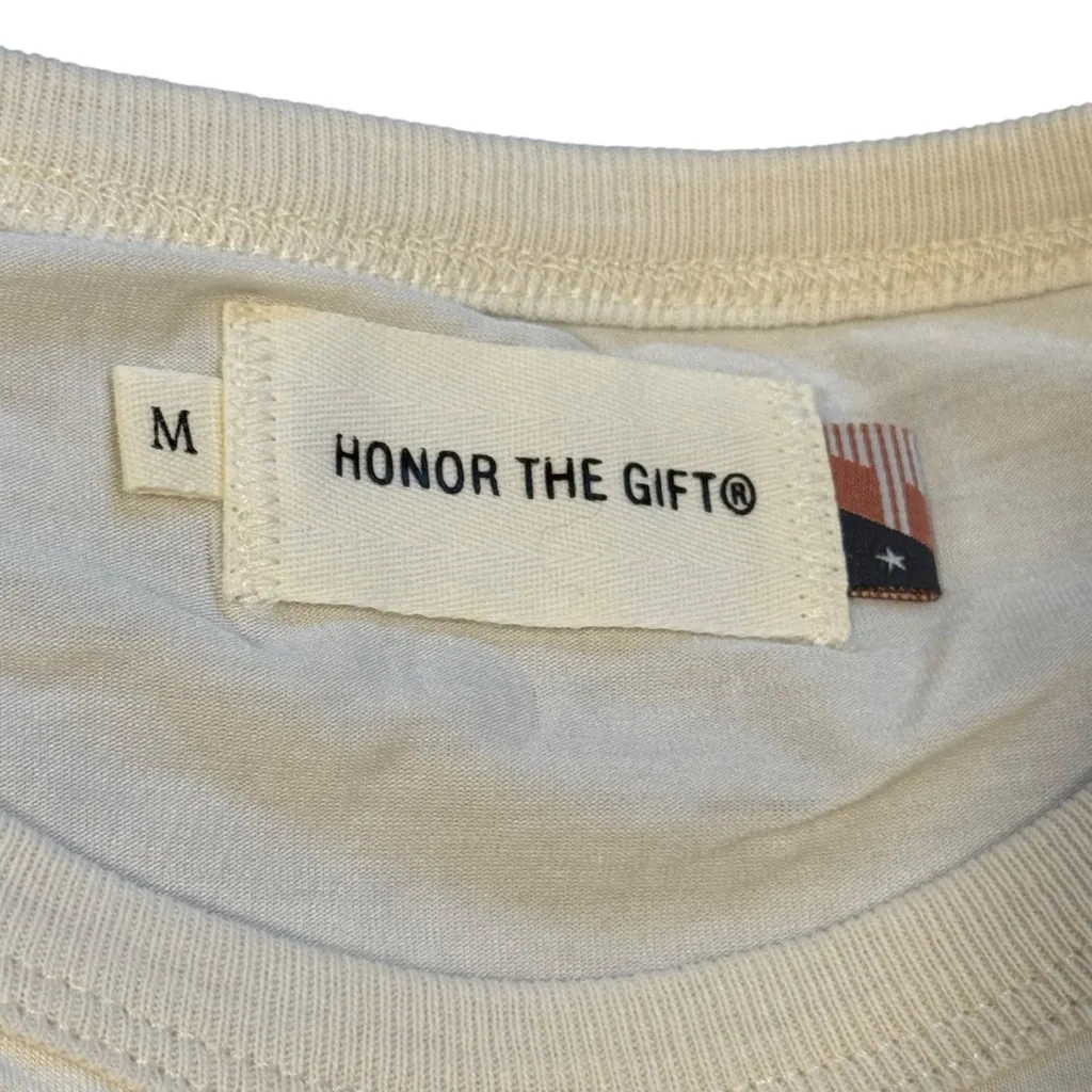 NWT Honor The Gift White Super Soft Crop Tee w/ Rainbow Graphic Size Medium - Image 5