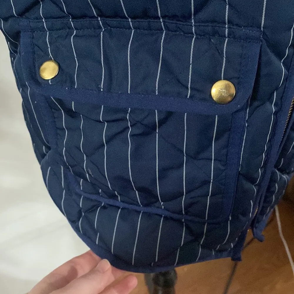 J Crew Excursion down feather fill quilted puffer pinstripe utility vest size S - Image 11