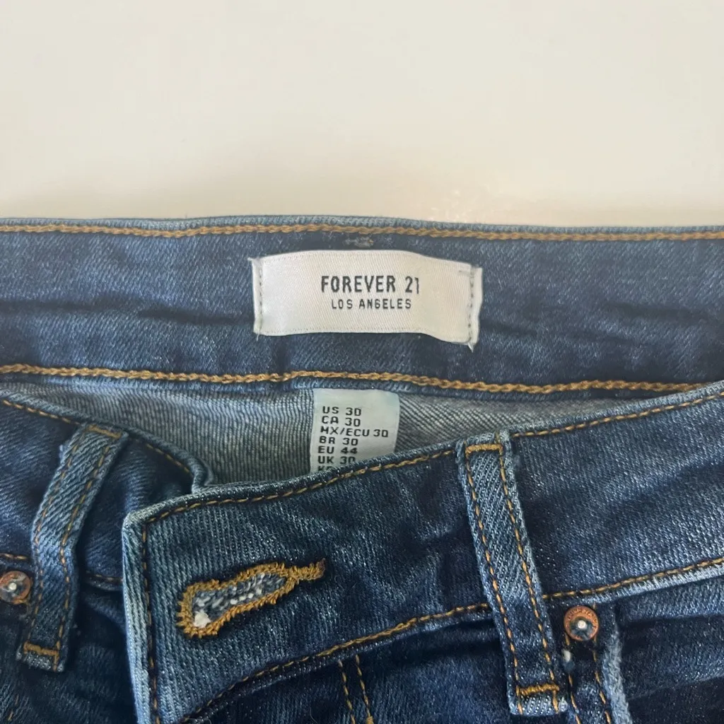 Forever 21 Blue Skinny Jeans with Distressed Details - Image 5