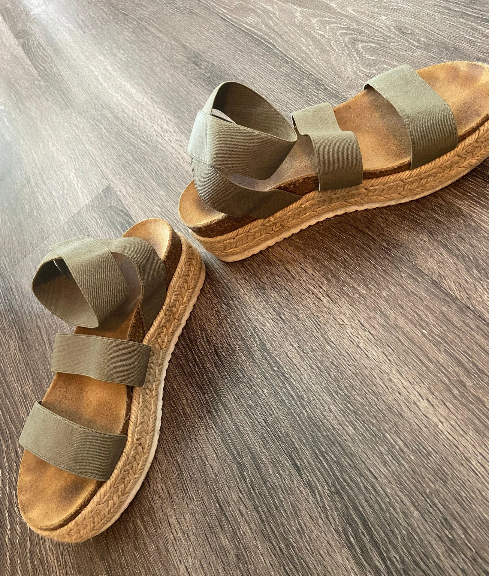 Steve Madden Espadrille Platform Sandal Green - Image 3