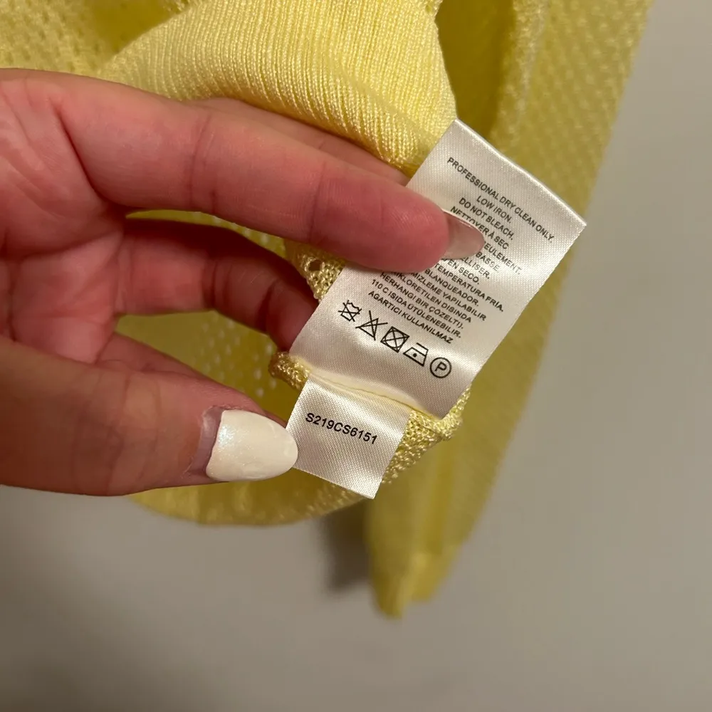 NWT Mesh Pullover Sweater in Citron size Medium (M) - Image 4