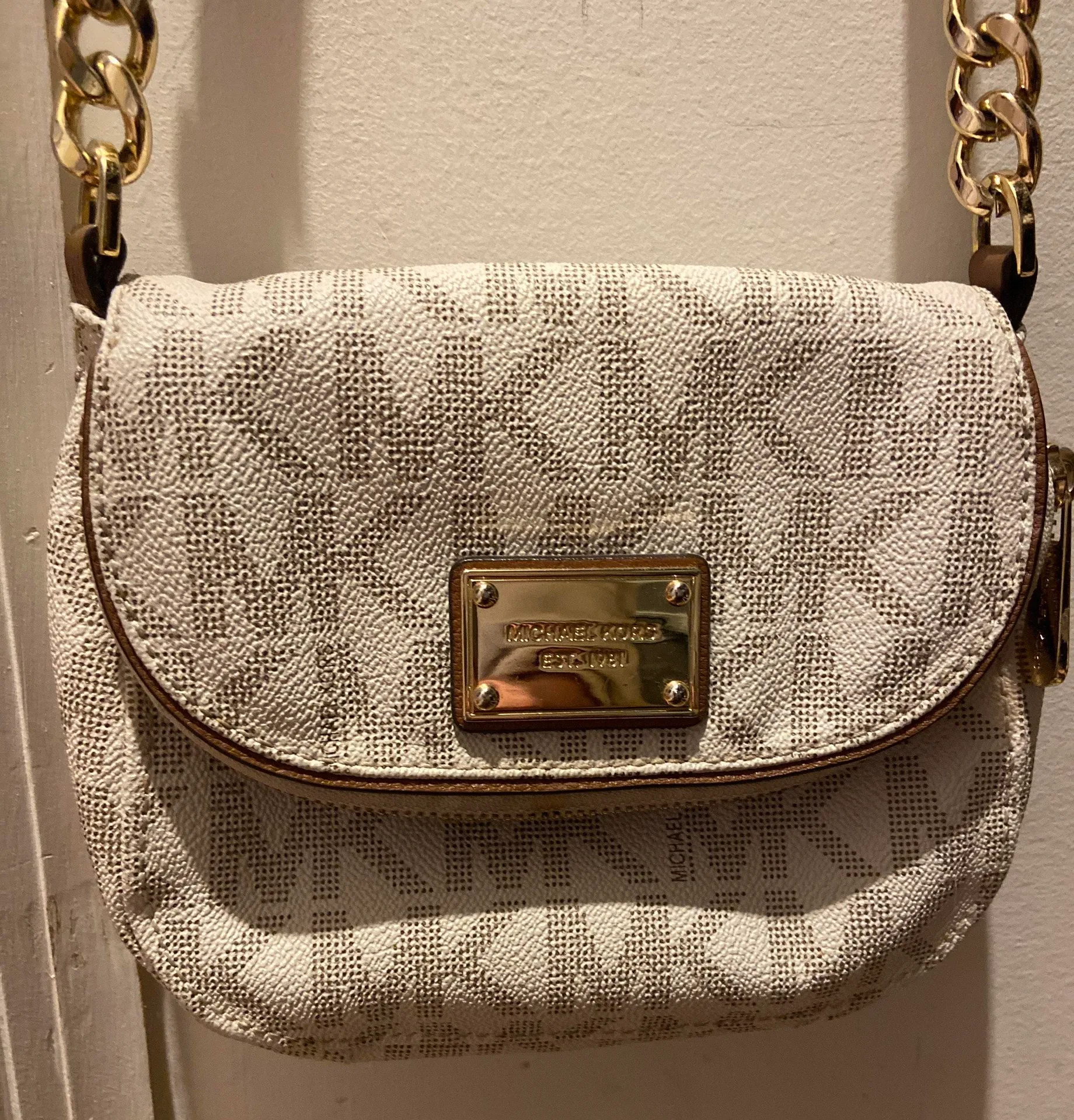 Michael Kors Micheal Kors Crossbody Bag - Image 3