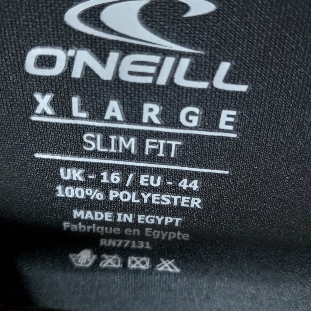 ONeil XL Slim Fit Womens Long Sleeved Rash Guard Shirt in Dark Gray Near Black - Image 6