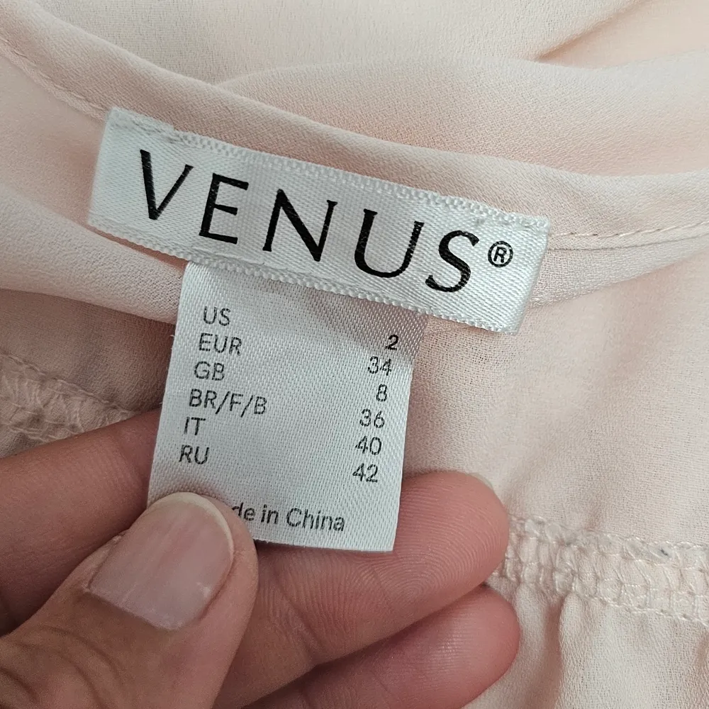 Venus Peach Vneck Ruffle Flounce Sleeve Blouse Size 2 - Image 6