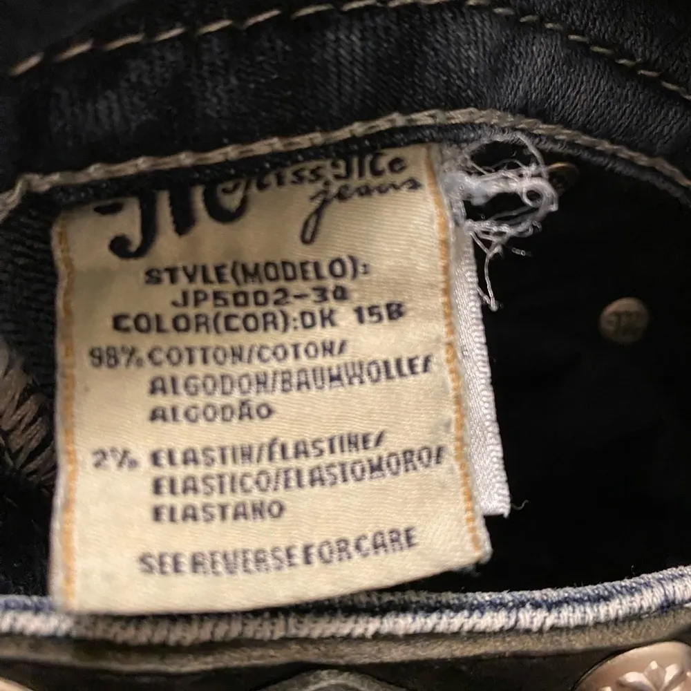 Miss Me Sequin Distressed Bootcut Jeans. - Image 13