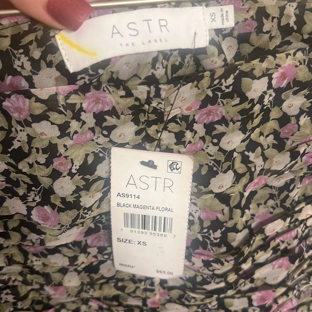 ✨ASTR Black Magenta Smocked Mini Sz XS Skirt✨ - Image 9