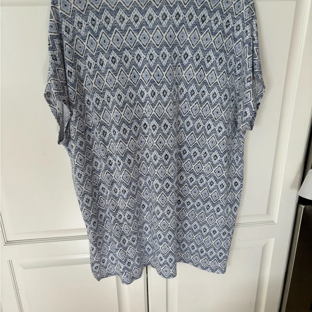 Orvis Womens Shirt Blue V Neck Short Sleeve Polyester Rayon Blend‎ Tunic size XL - Image 4