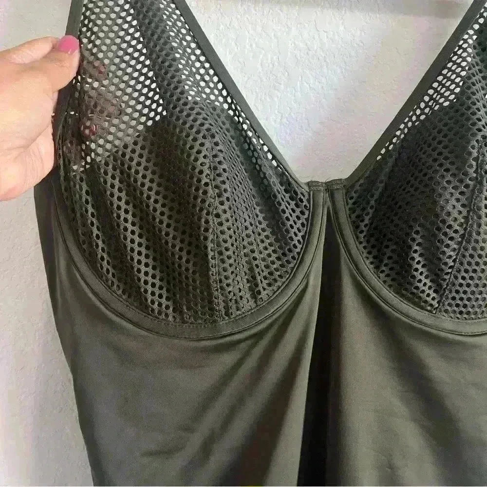 City Chic Women’s Olive Green Ithaca Mesh V Neck One‎ Piece Swimsuit Size L - Image 7