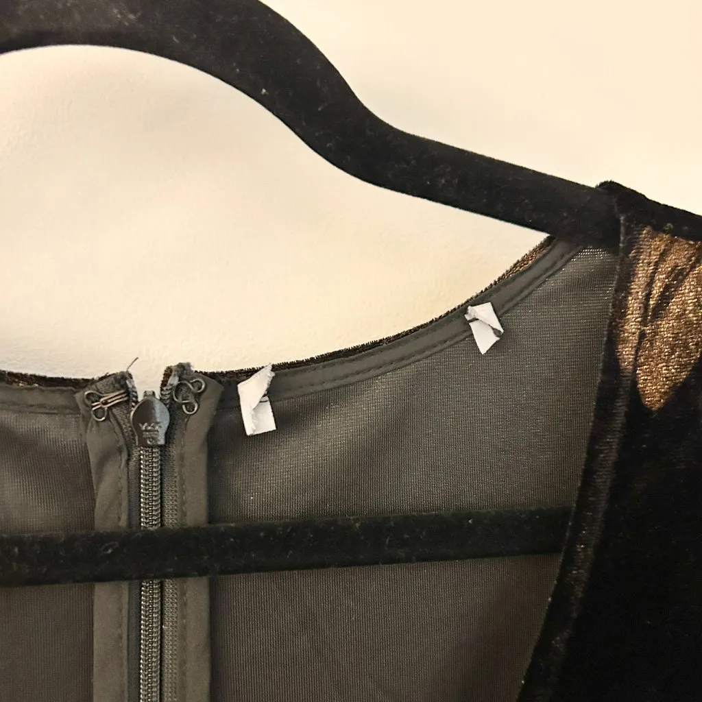 Baltic Born Janna Velvet Midi Dress in Black Bronze Floral Size M NWOT - Image 9