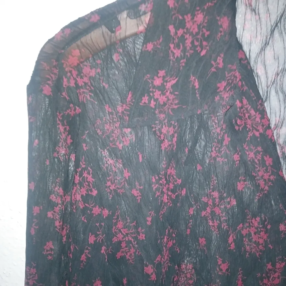 Gloria Vanderbilt 8 Boho Sexy Black Lace Collared Long Sleeved Button Down Top - Image 8